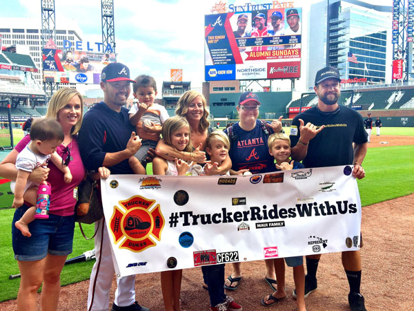 Dukes family spreading aloha across U.S.